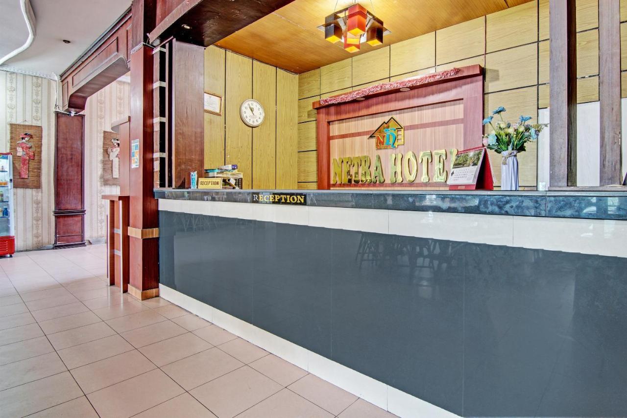 Oyo 92551 Netra Hotel Ujunbatu Екстериор снимка